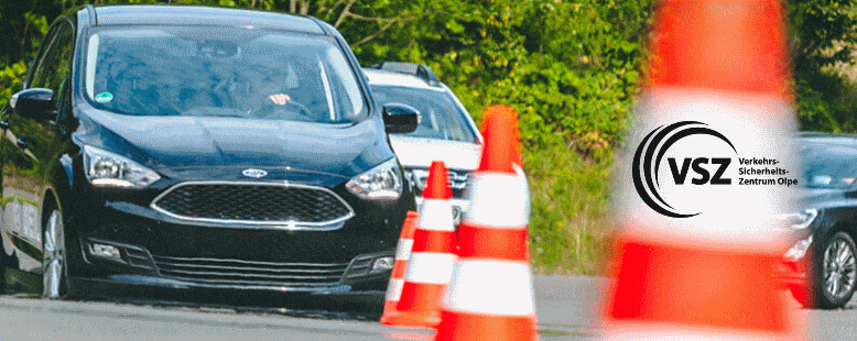 PKW Kompakt-Training - Sicheres Autofahren – sogar auf glatter Straße!